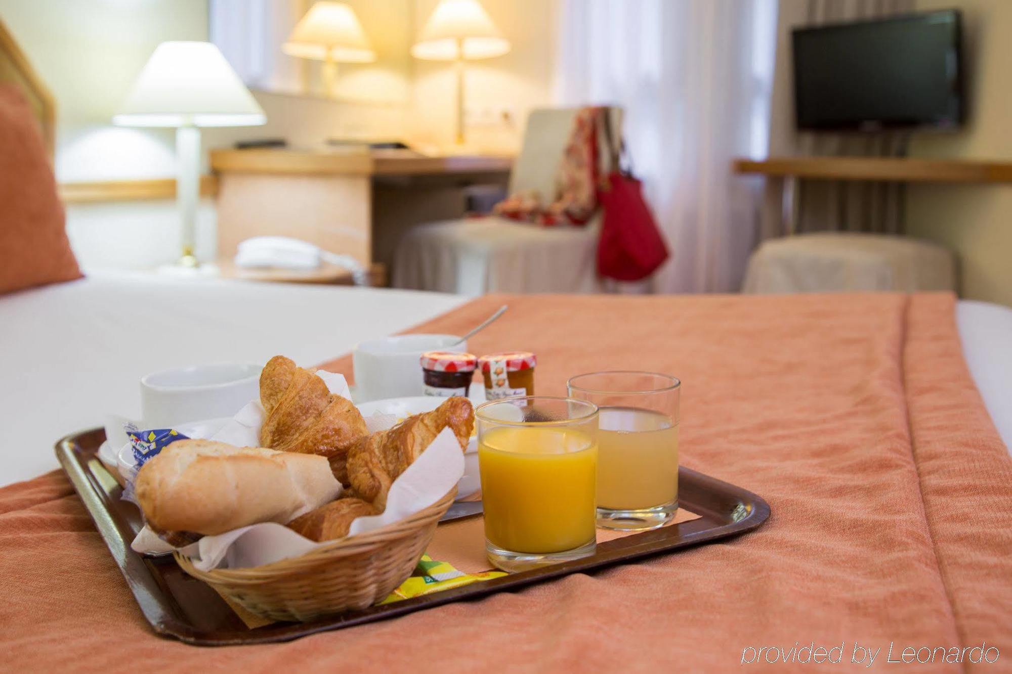 Hotel Fertel Etoile Parigi Esterno foto