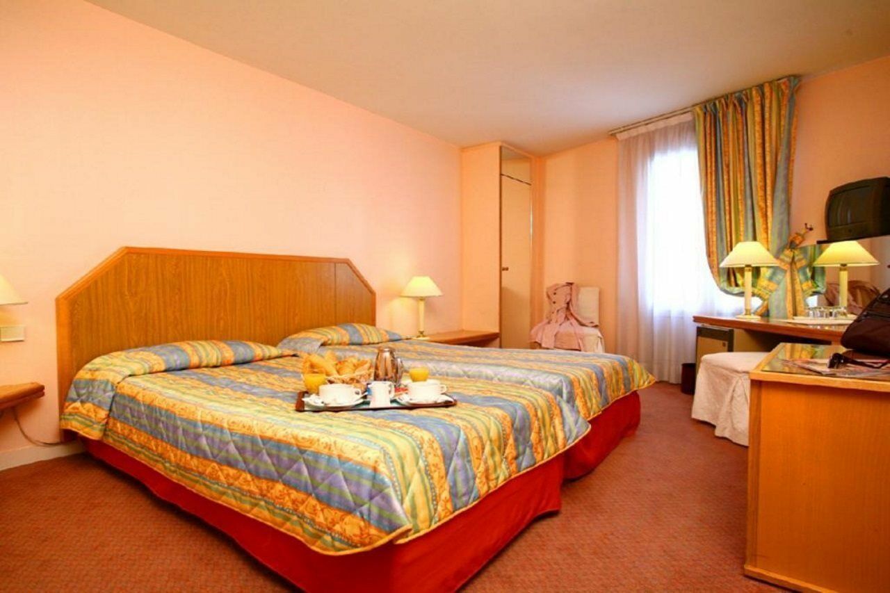 Hotel Fertel Etoile Parigi Esterno foto