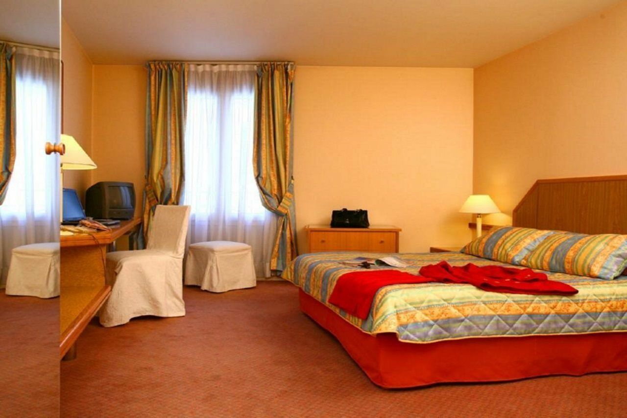Hotel Fertel Etoile Parigi Esterno foto